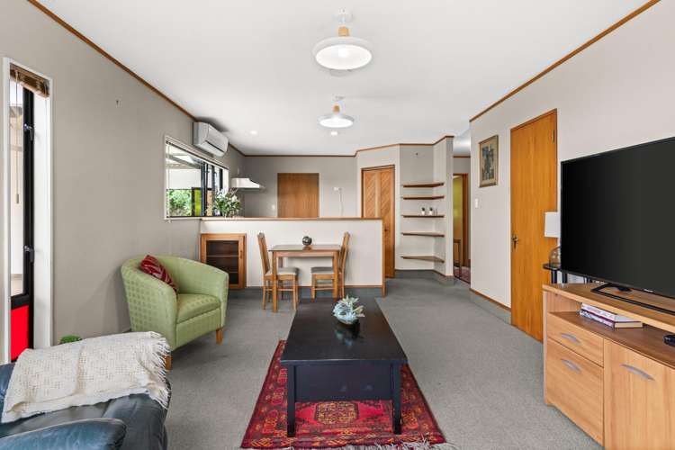 16A Churchill Drive Taradale_32