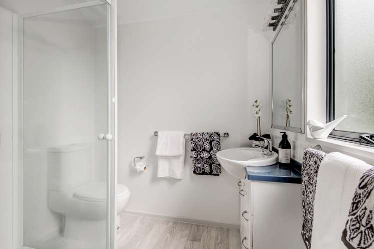 15 Roseville Road Gulf Harbour_18