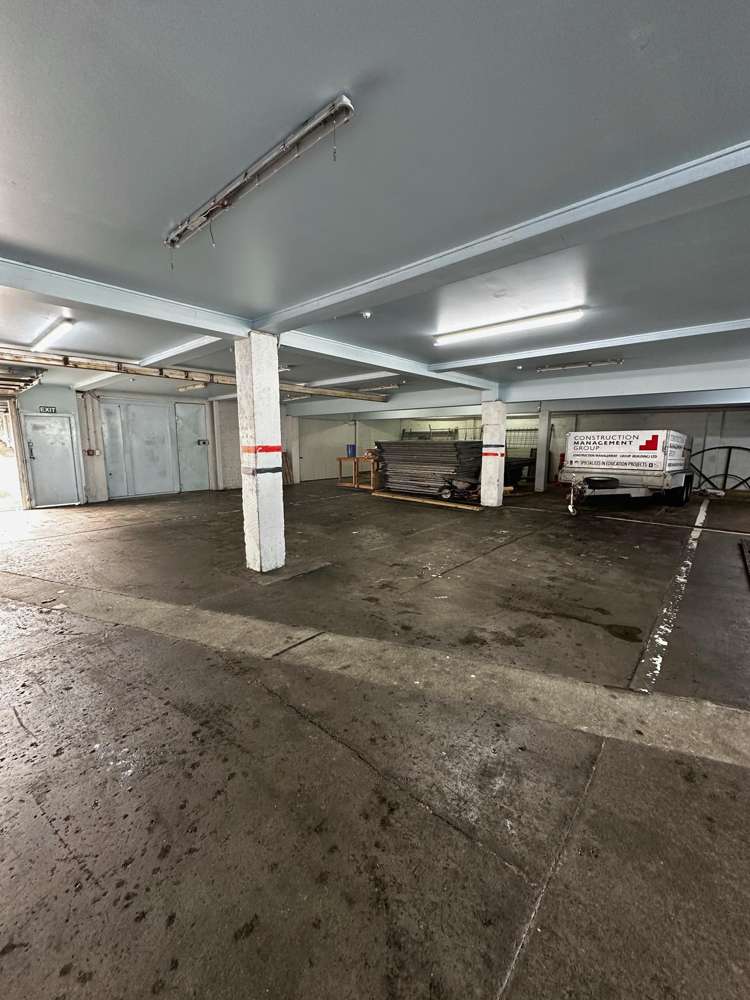 176 West Coast Road Glen Eden_5