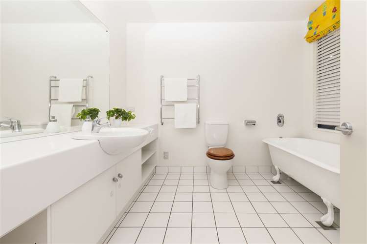 376 Island Road Flaxton_24