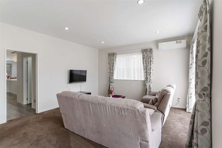 13 Eastfield Avenue Flat Bush_24