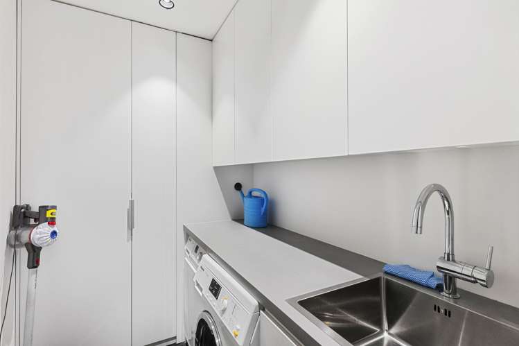 602/52 Sale Street Auckland Central_28