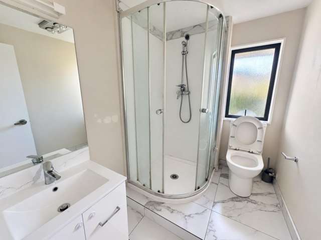 8a Barbados Dr 2361_2