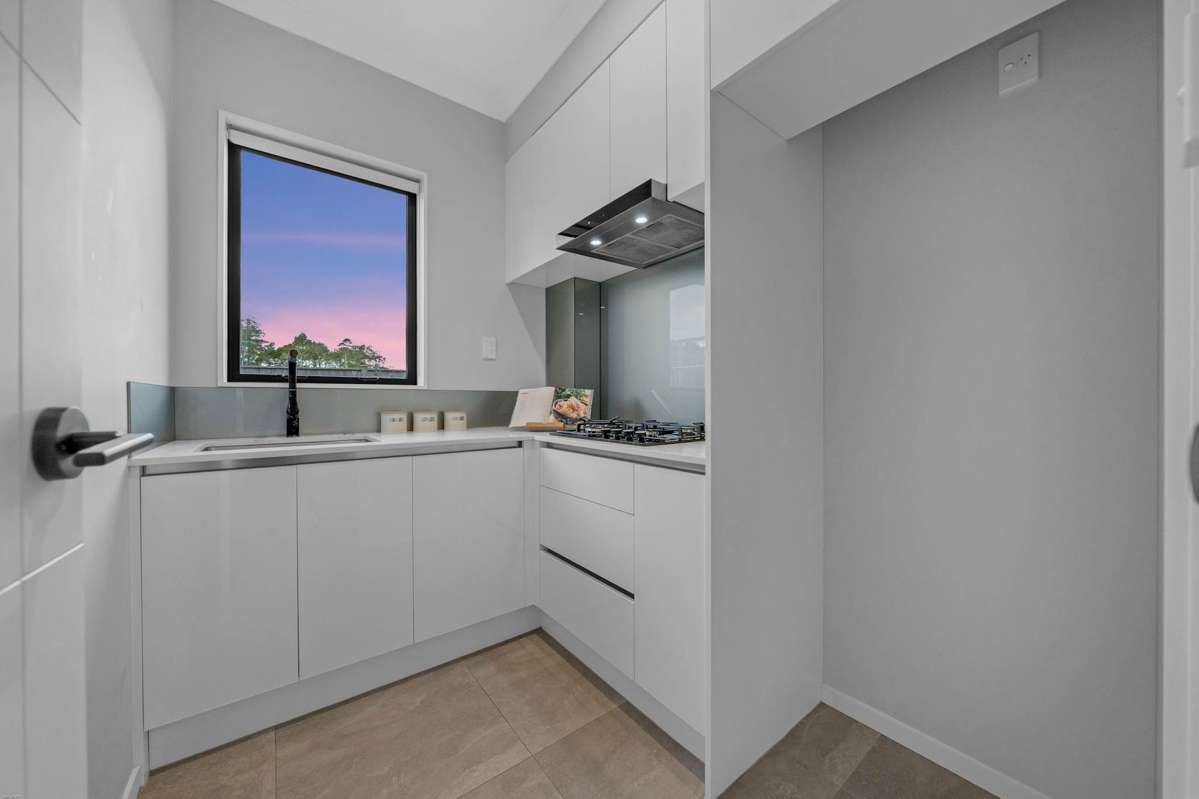 25 Koropa Road_5