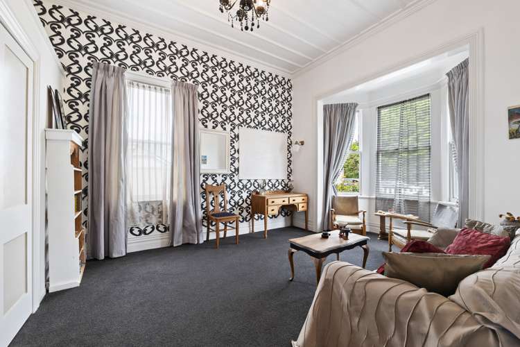 132 Tukapa Street Westown_16