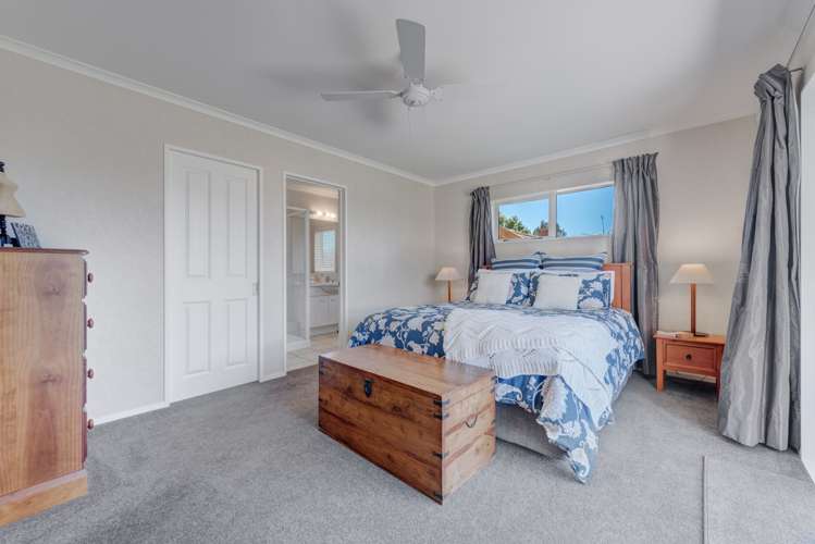 6 Fern Place Beachlands_14
