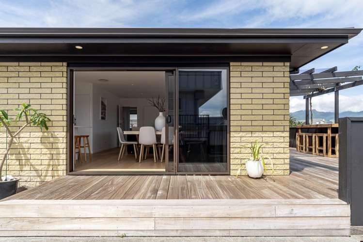 10C Long Street Raglan_29