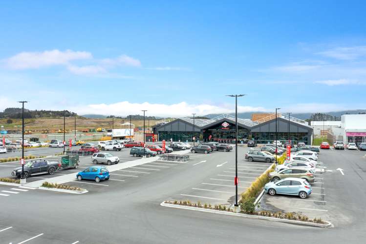 Main Street Retail and Food and Beverage Mangawhai_11