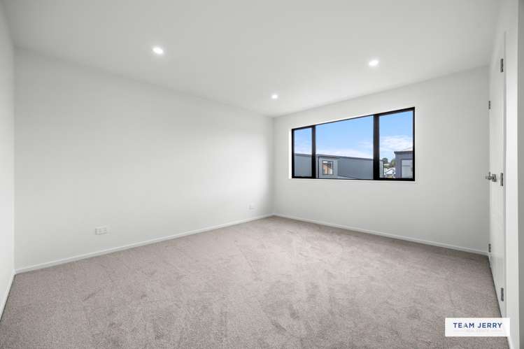 38 Stableford Crescent Opaheke_19