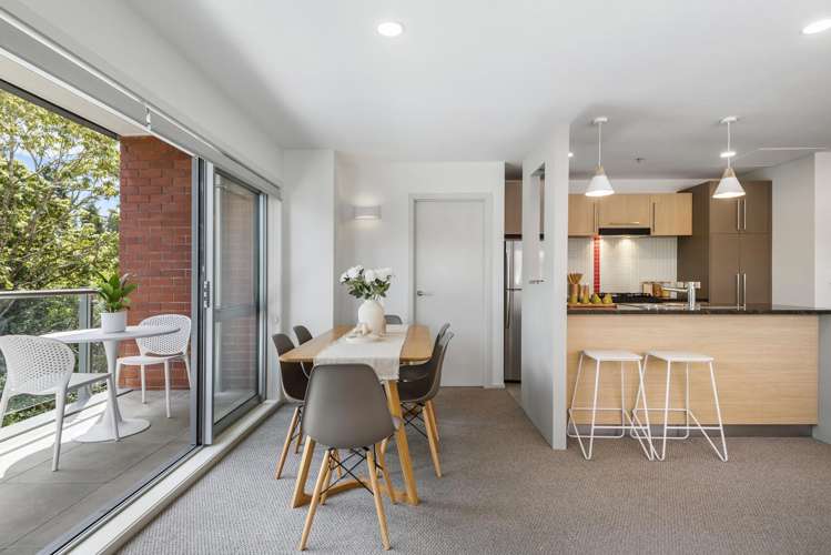 4 Wagener Place Mount Albert_7