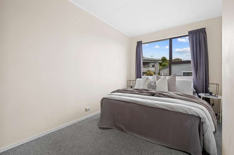 8 Tikorangi Place Morningside_10