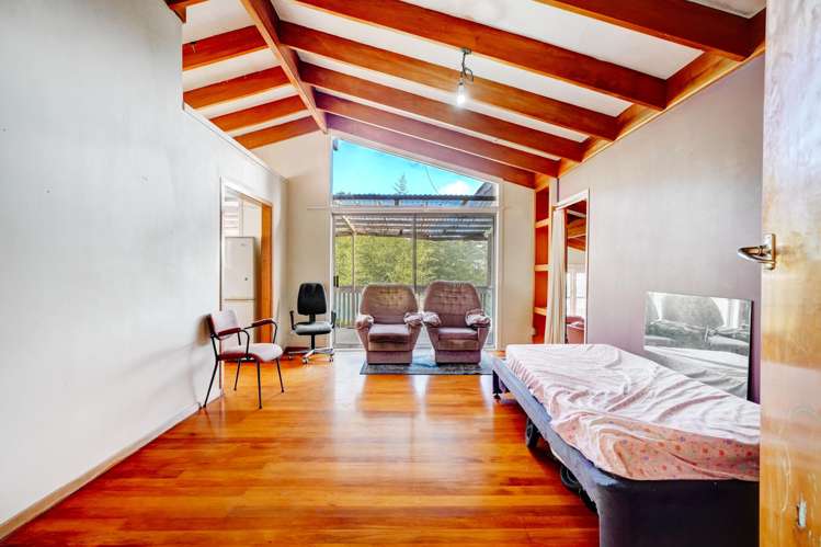 20 Archers Road_3