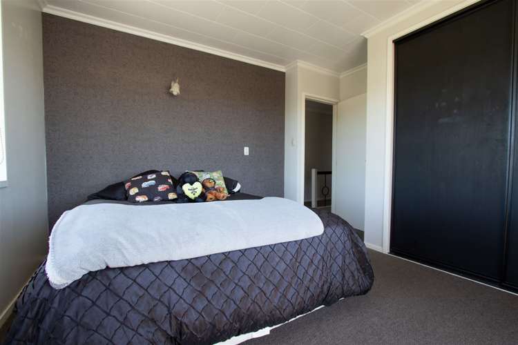 214c Gibson Quay Hokitika_10