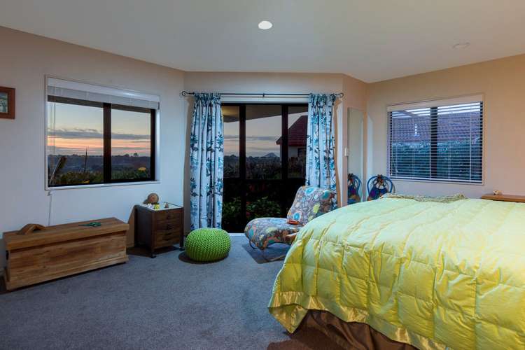 5 Village Way Welcome Bay_10