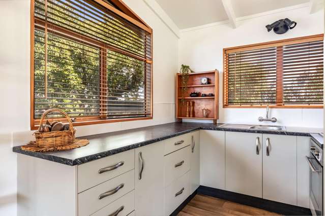 3 Costello Crescent Pukehina_2