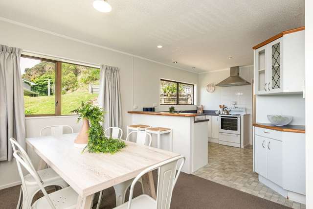 65 Allington Road Karori_3