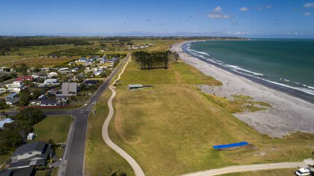 6/27 Marine Parade Carters Beach_3