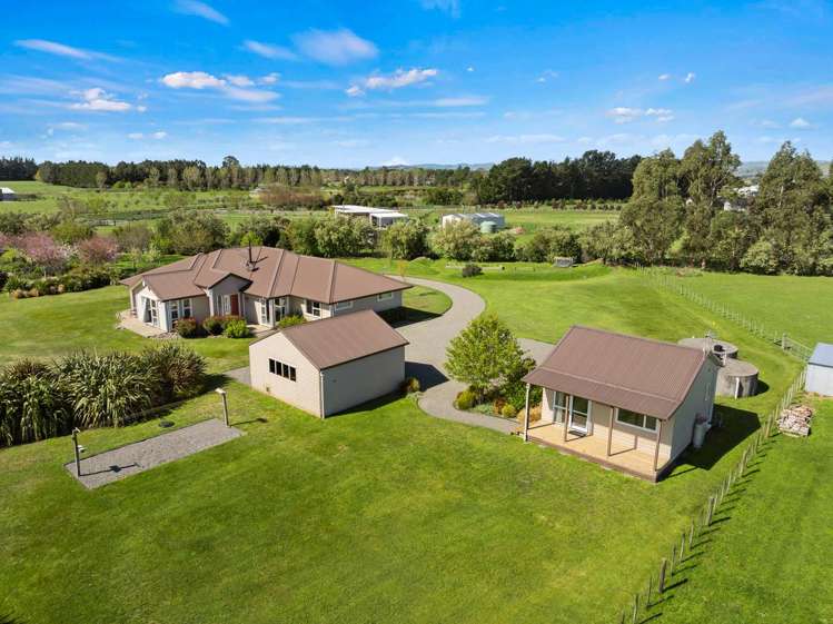 45 Governors Green Drive Greytown_24