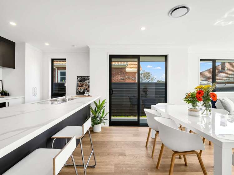 51A Selwyn Crescent College Estate_9