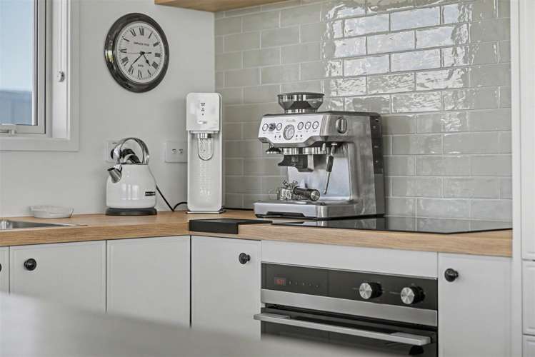 22 Elley Drive Carters Beach_14