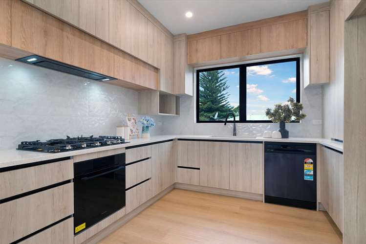 Lot 2/65 Te Kanawa Crescent Henderson_15