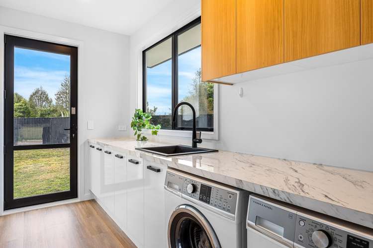 22 Mchughs Road Swannanoa_16