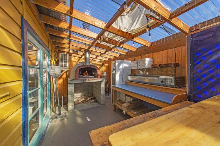 5672 West Coast Road Springfield_7