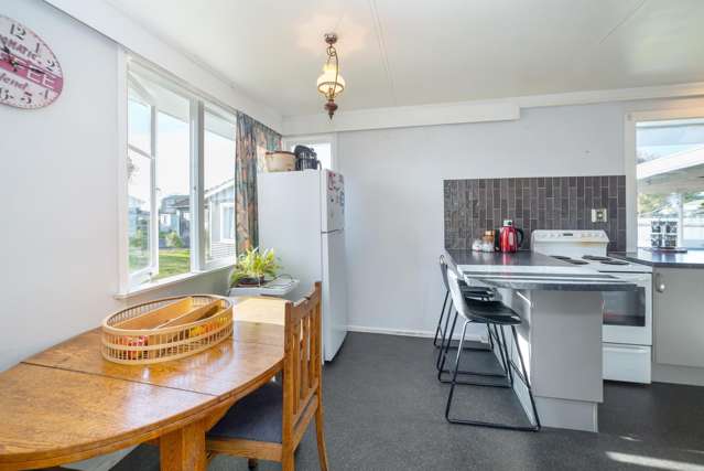 27 Kummer Crescent Masterton_4