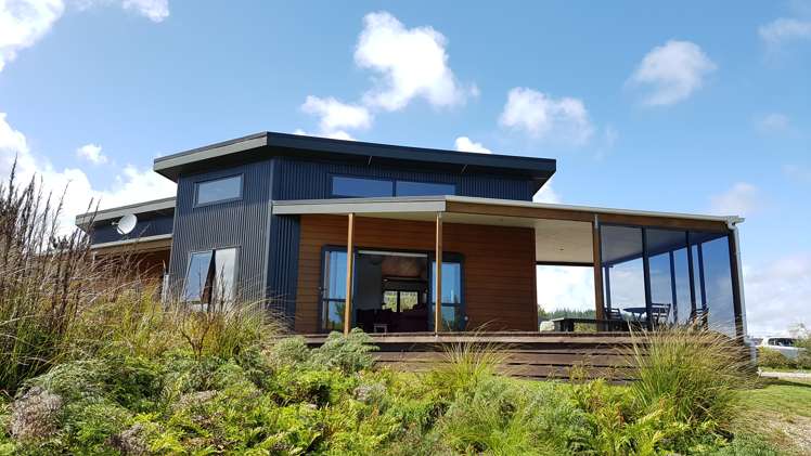 67 Blue Spur Road_0