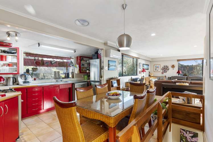 6 Campbell Road Maraetai_5