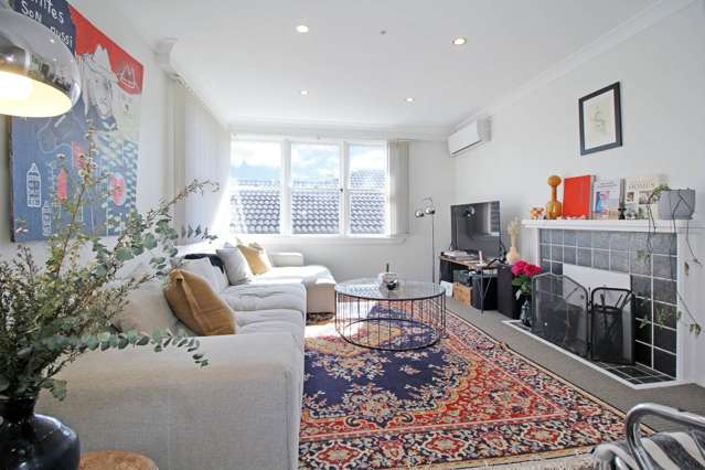 32 Holland Avenue Point England_2