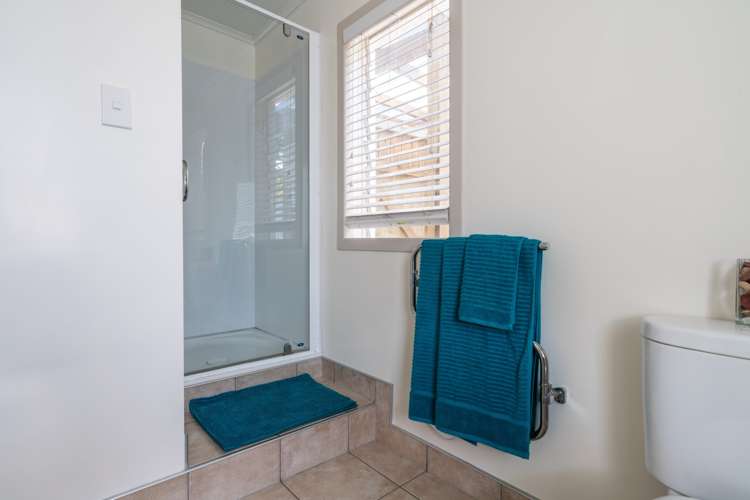 9 Shelly Beach Road Surfdale_13