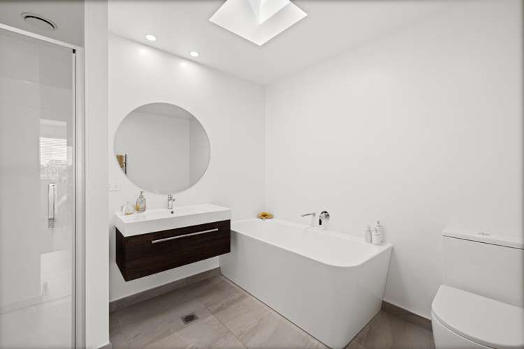 144 Metehau street Marshland_17