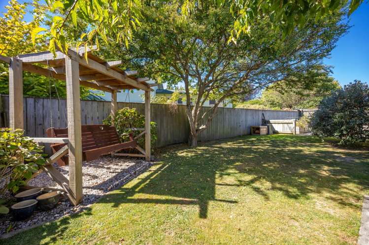 58 Aldinga Avenue Stoke_22
