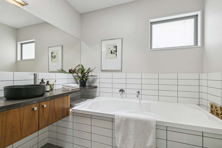 10 Tannadyce Street Strathmore Park_11