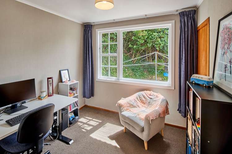 16 Voltaire Street Karori_24
