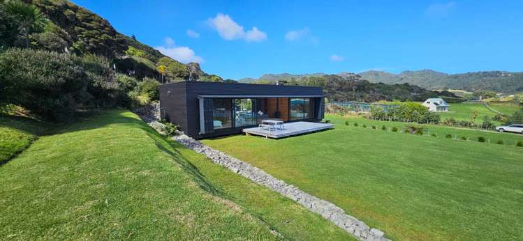 75 Greenside Road, Medlands Beach Great Barrier Island_18