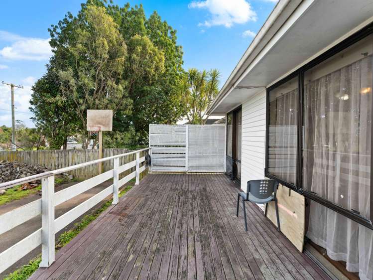 39 Blake Road Mangere East_27