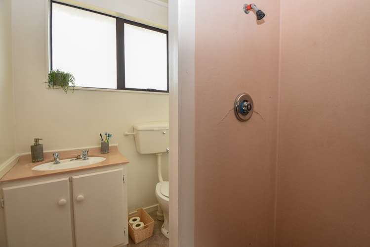 9 Lincoln Road Carterton_10