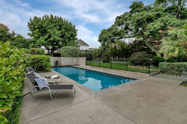 165a Long Drive Saint Heliers_17