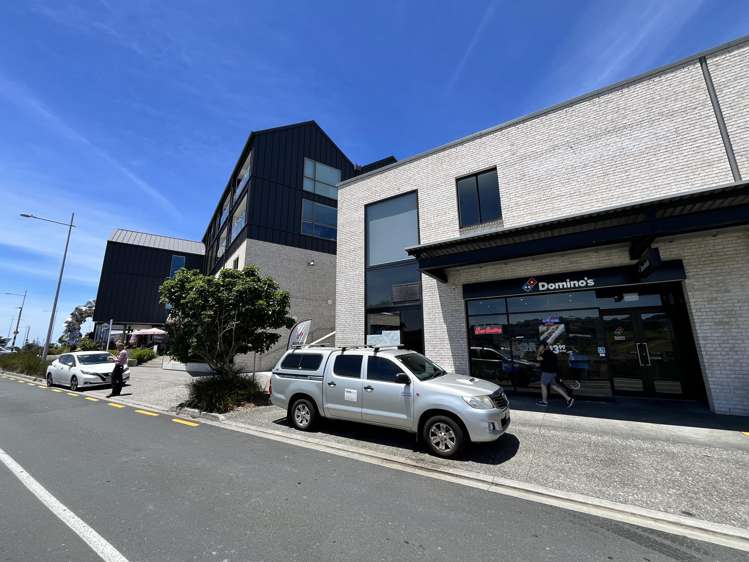 R2 Long Bay Village, Glenvar Ridge Long Bay_6