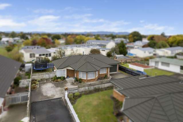 2 Fauchelle Court Feilding_2