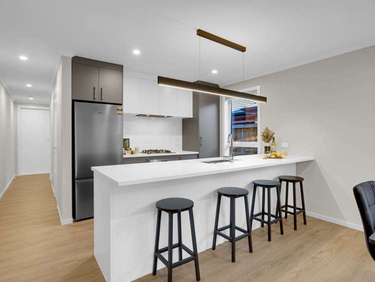 11 Waruhia Crescent_2