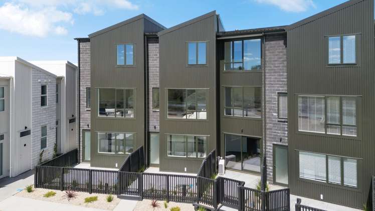 34/17 Rocky Road Huntington_18