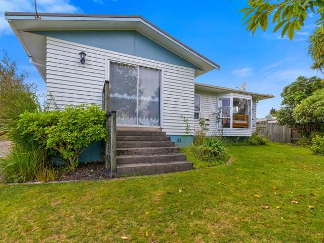 44 Basley Road Owhata_4