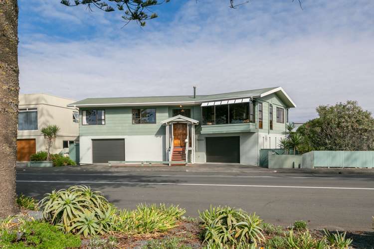 621 Marine Parade Napier South_15