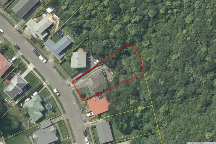 48 Cardiff Crescent Cannons Creek_21