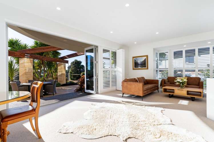 92 McCormacks Bay Road Redcliffs_9