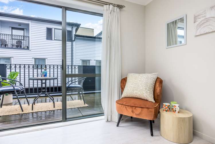 6/42 Saint Benedicts Street Eden Terrace_11