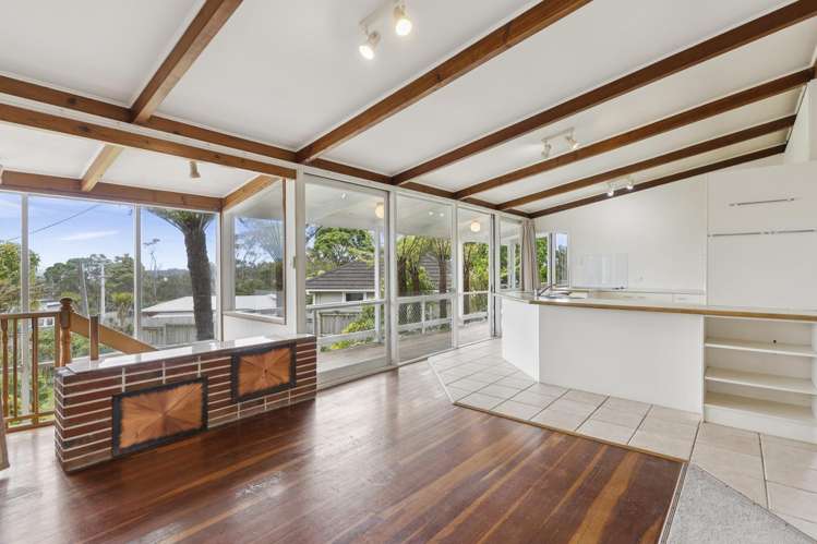 29 Highland Avenue Titirangi_7
